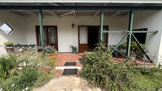 Image 4 of 6