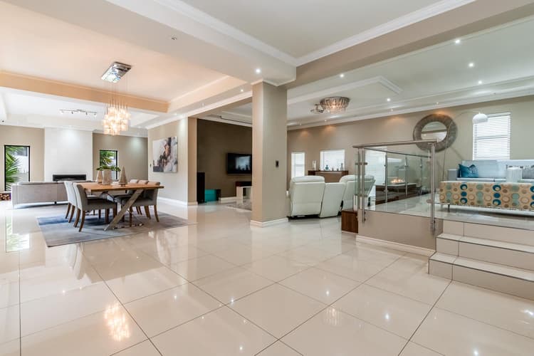 Main property image