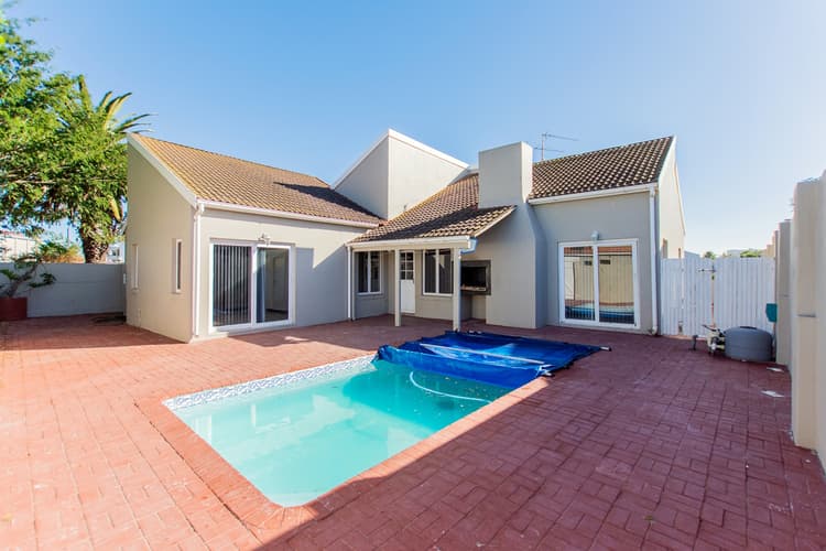 Main property image