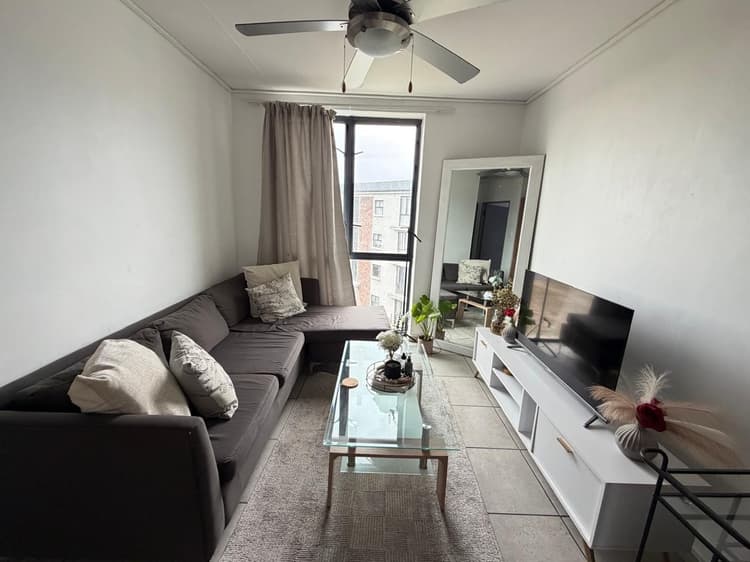 Main property image