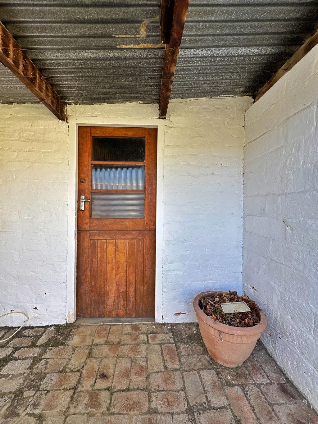 Image 1 of 6