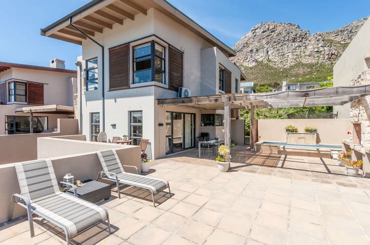 Main property image
