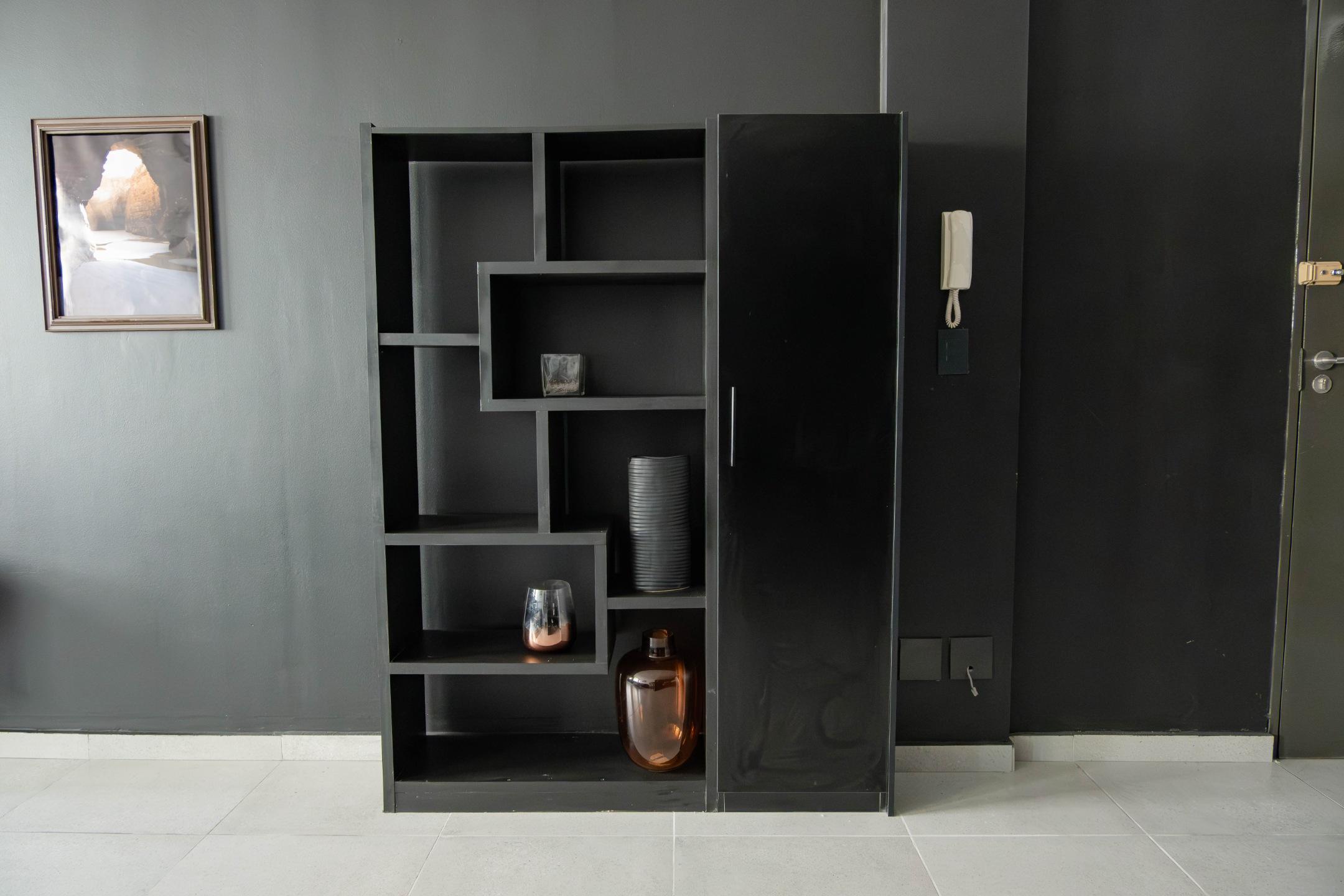 Image 5 of 6