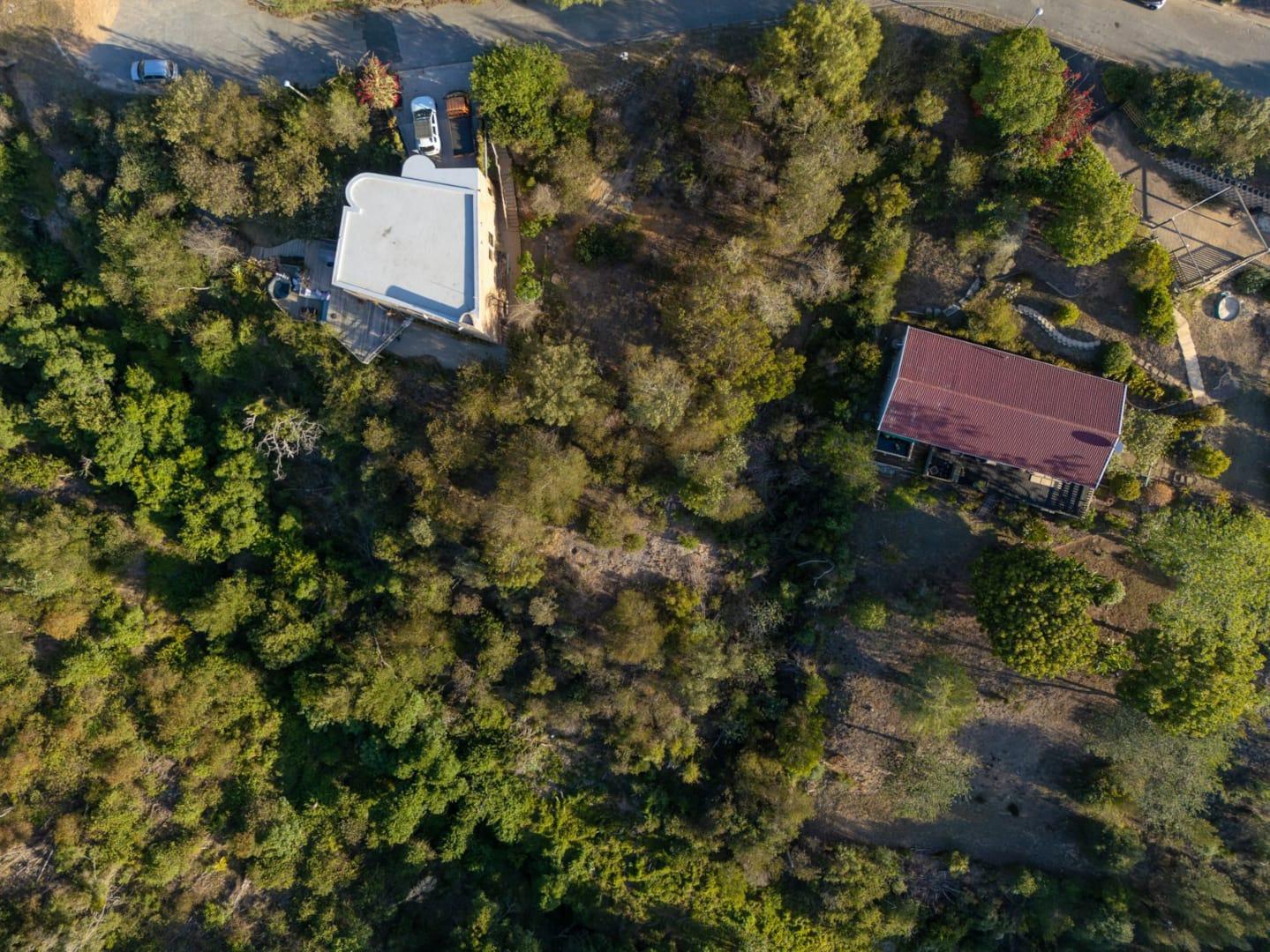 Image 2 of 6
