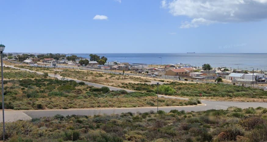Image 4 of 6