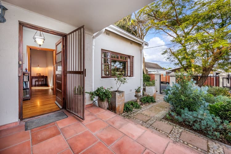 Main property image