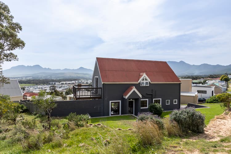 Main property image