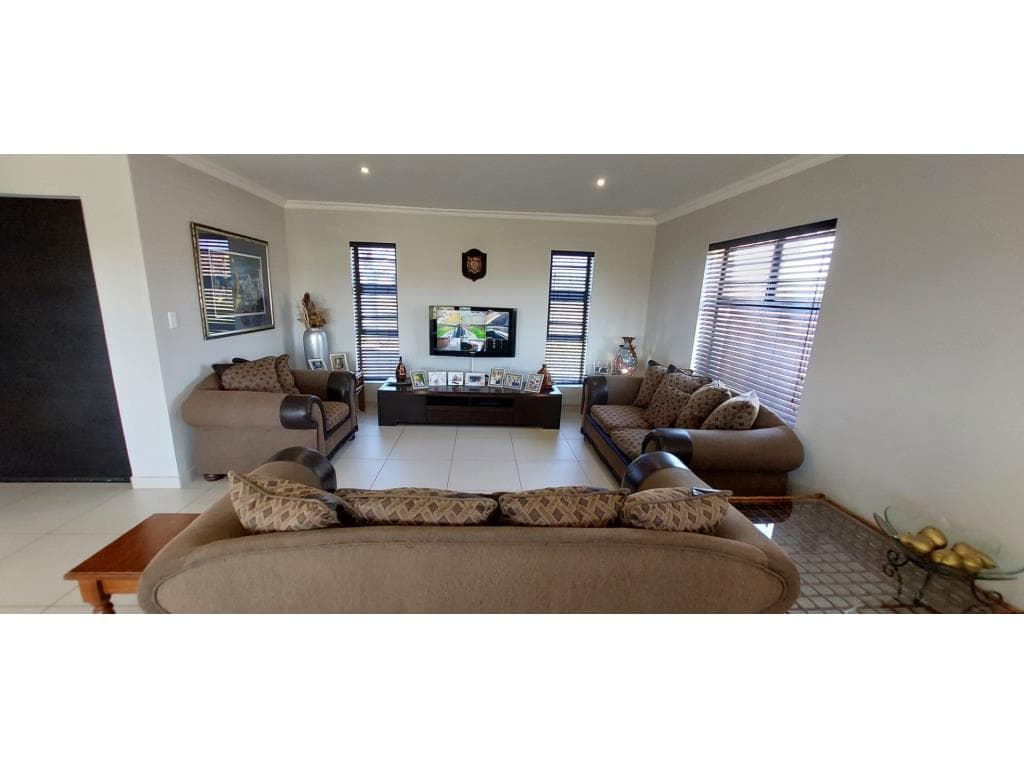 Image 5 of 6