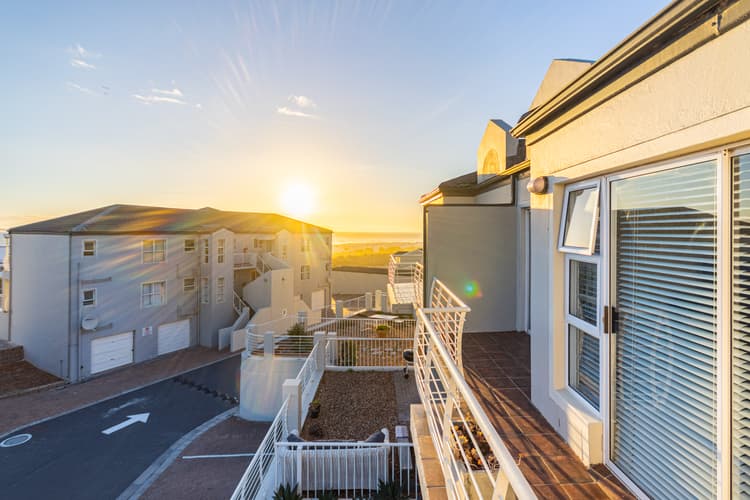 Main property image