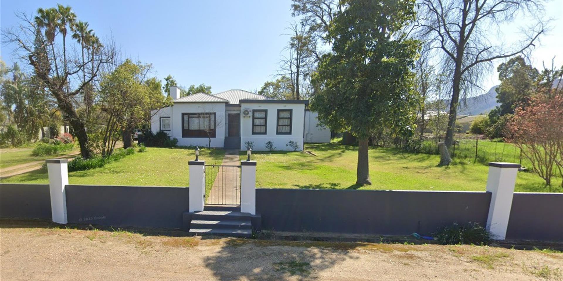Image 4 of 6