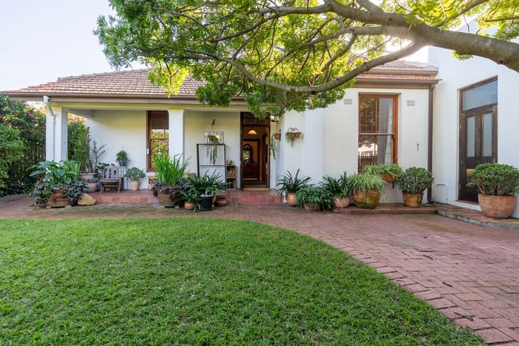 Main property image