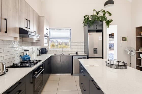 Main property image