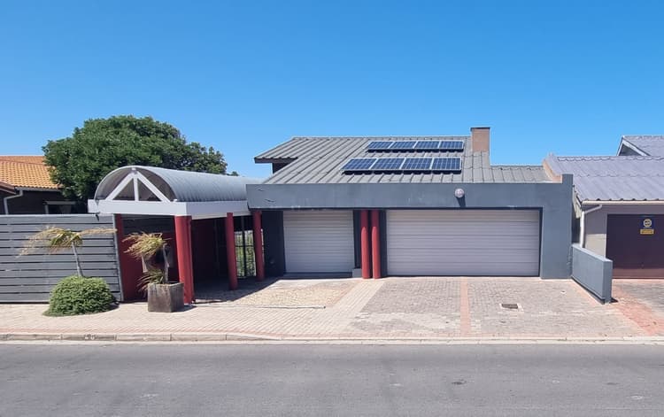Main property image