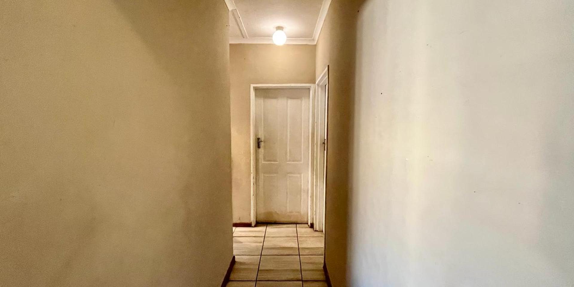 Image 5 of 6