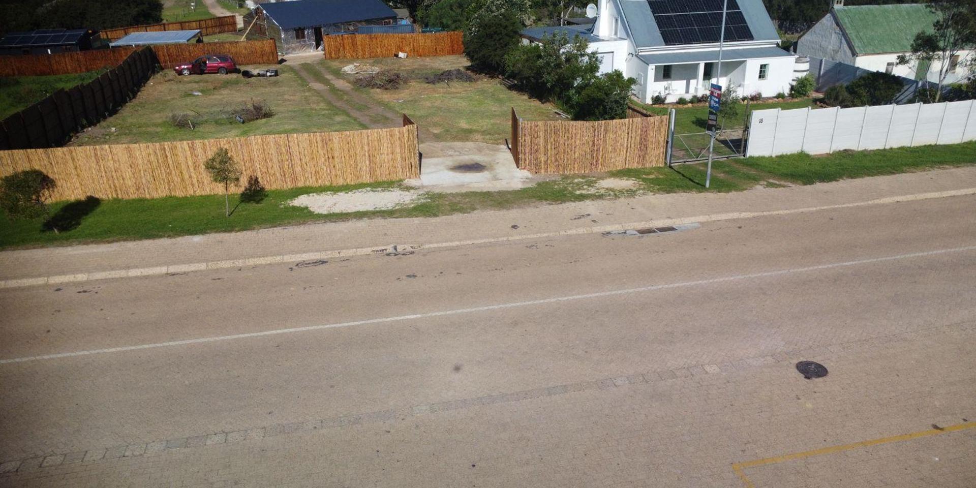 Image 2 of 6