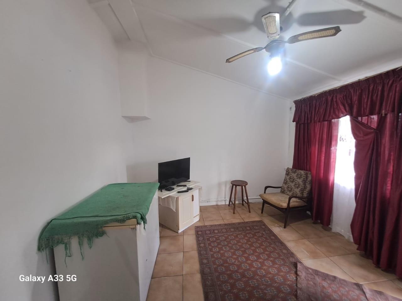Image 4 of 6