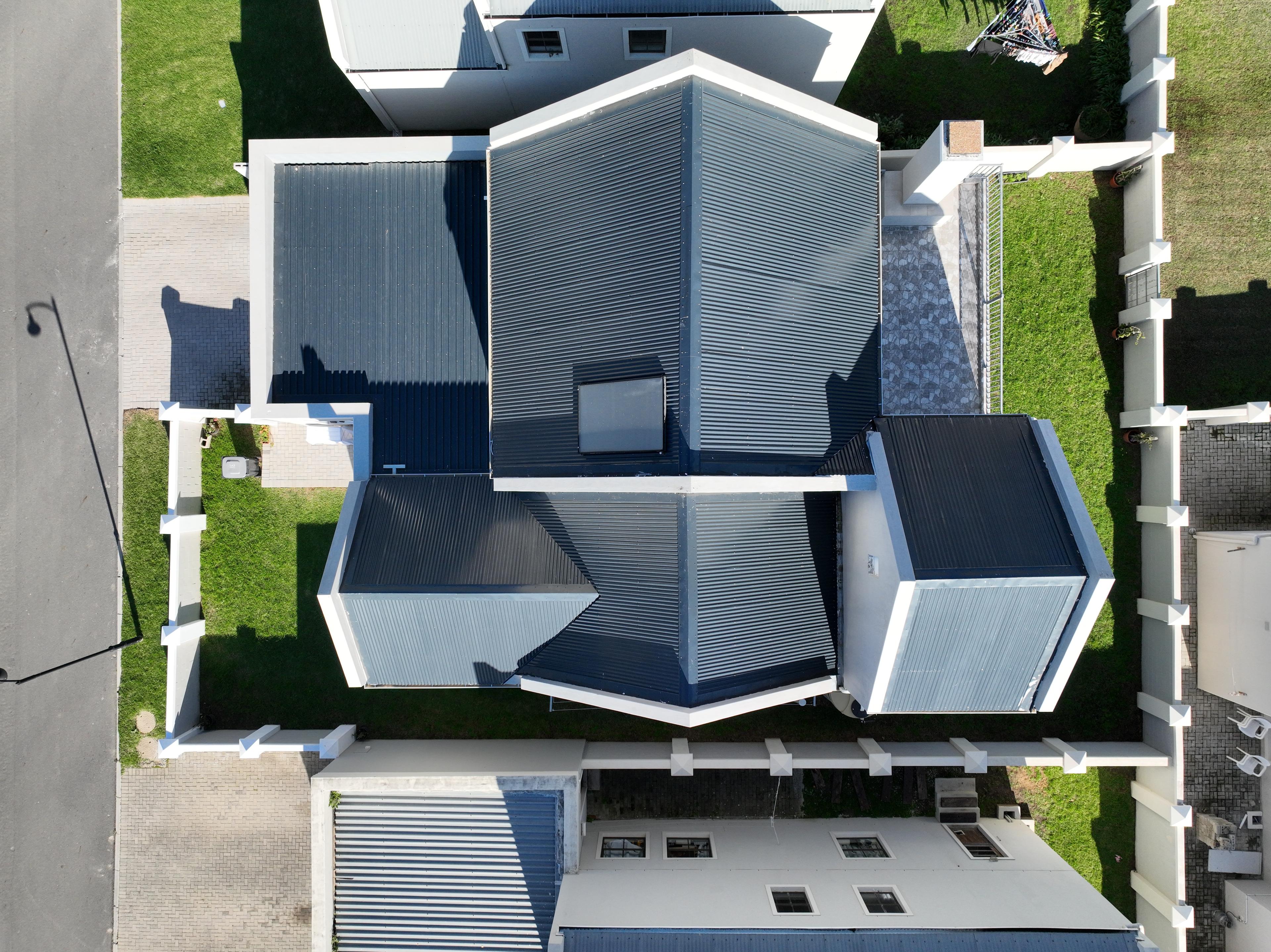 Image 2 of 6