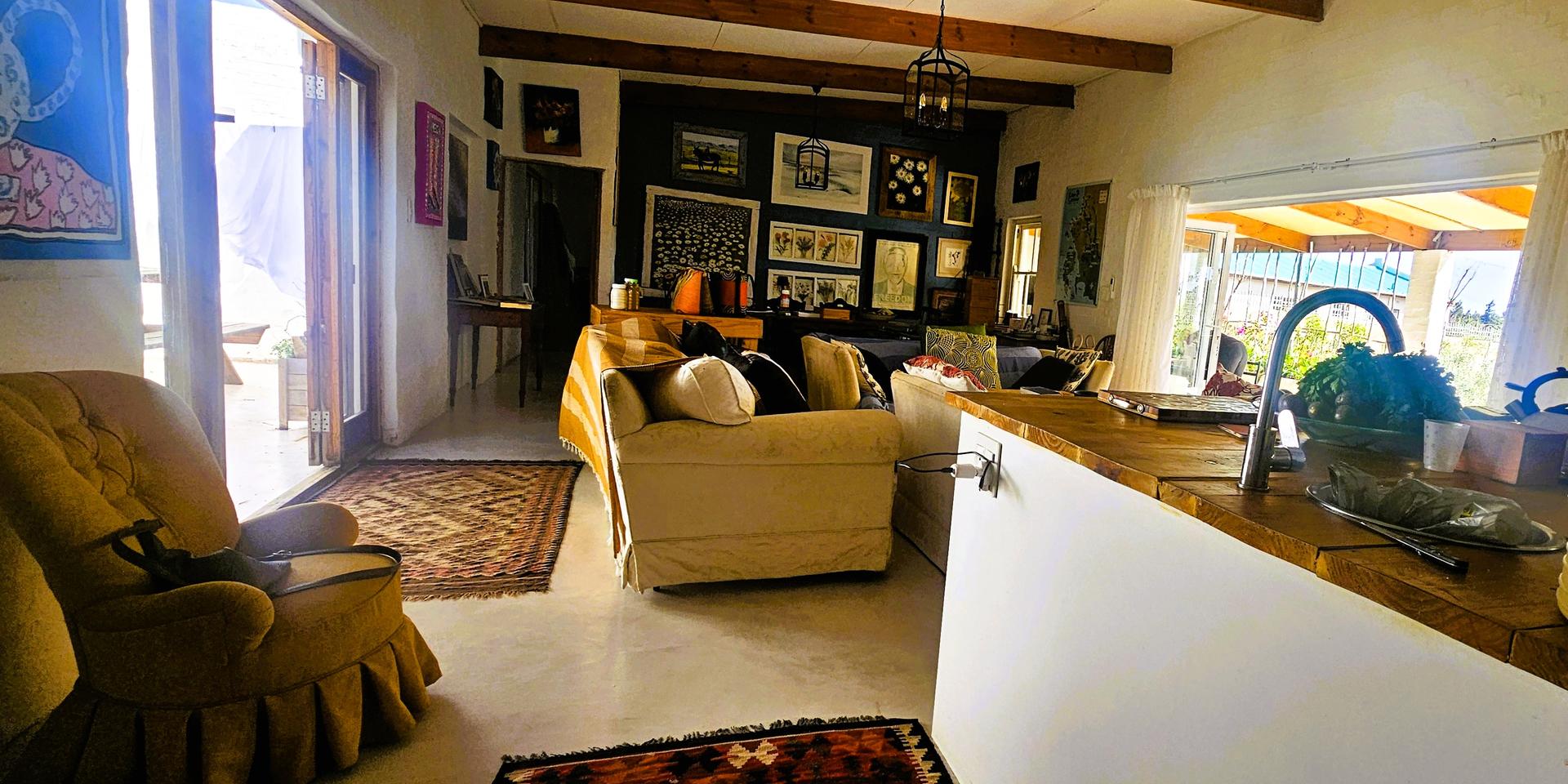 Image 2 of 6