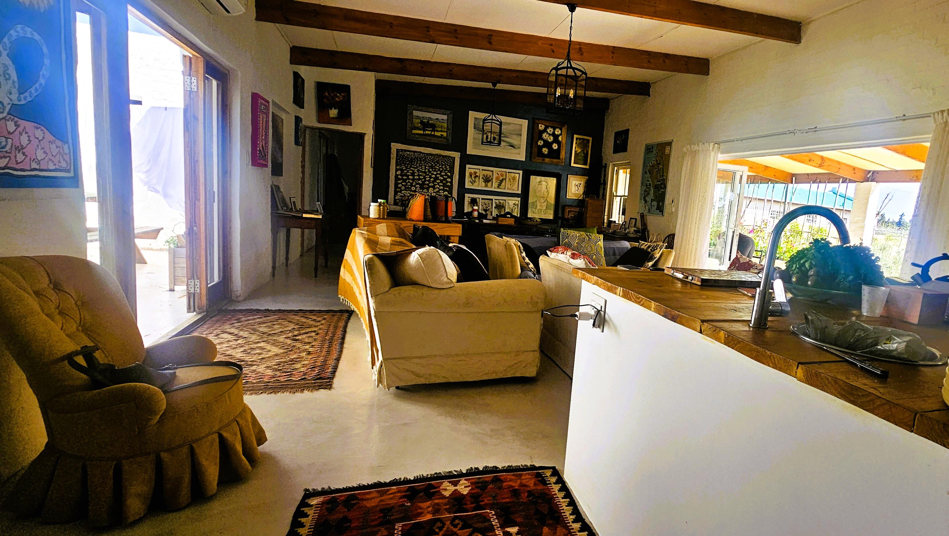 Image 2 of 6