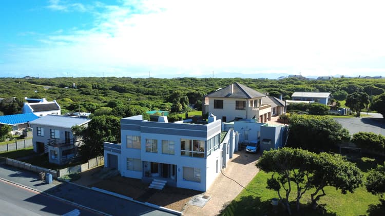 Main property image