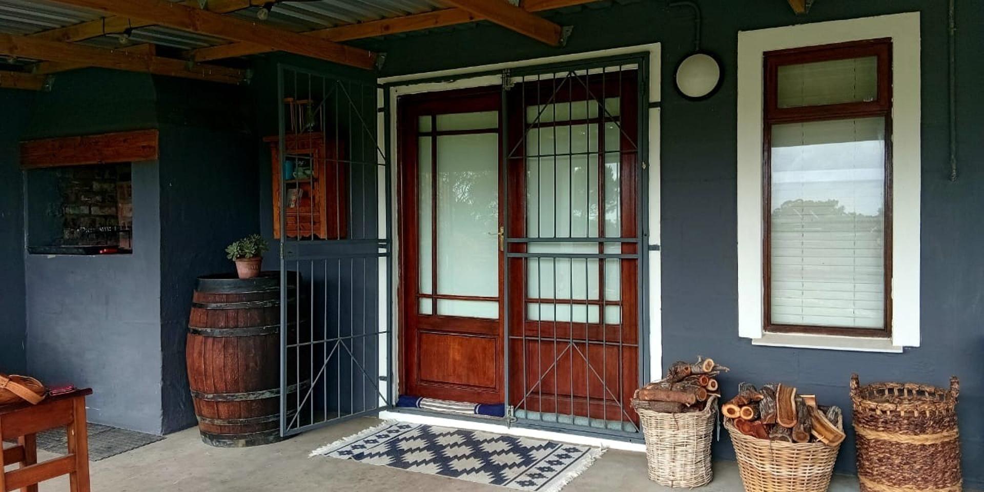 Image 2 of 6