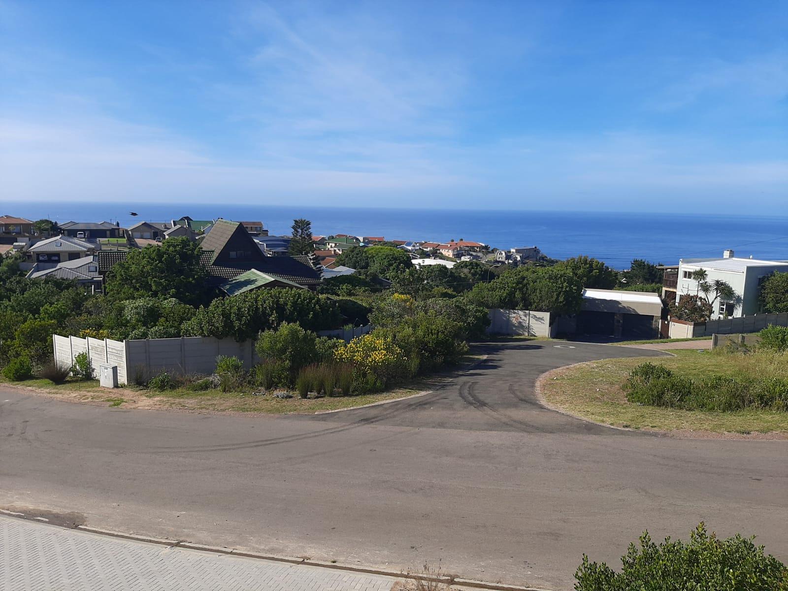 Image 4 of 6
