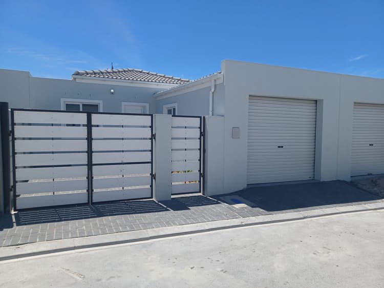 Main property image