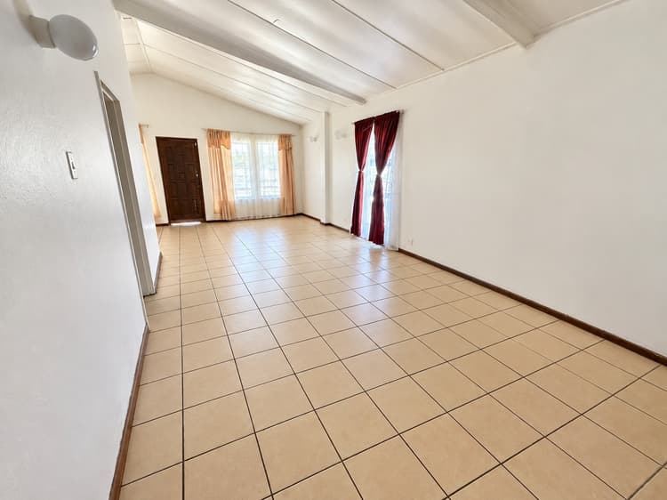 Main property image