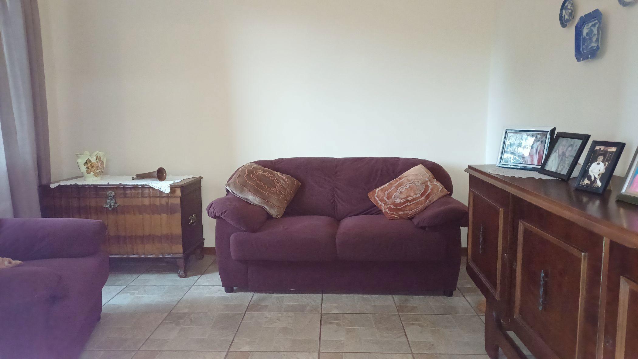 Image 3 of 6