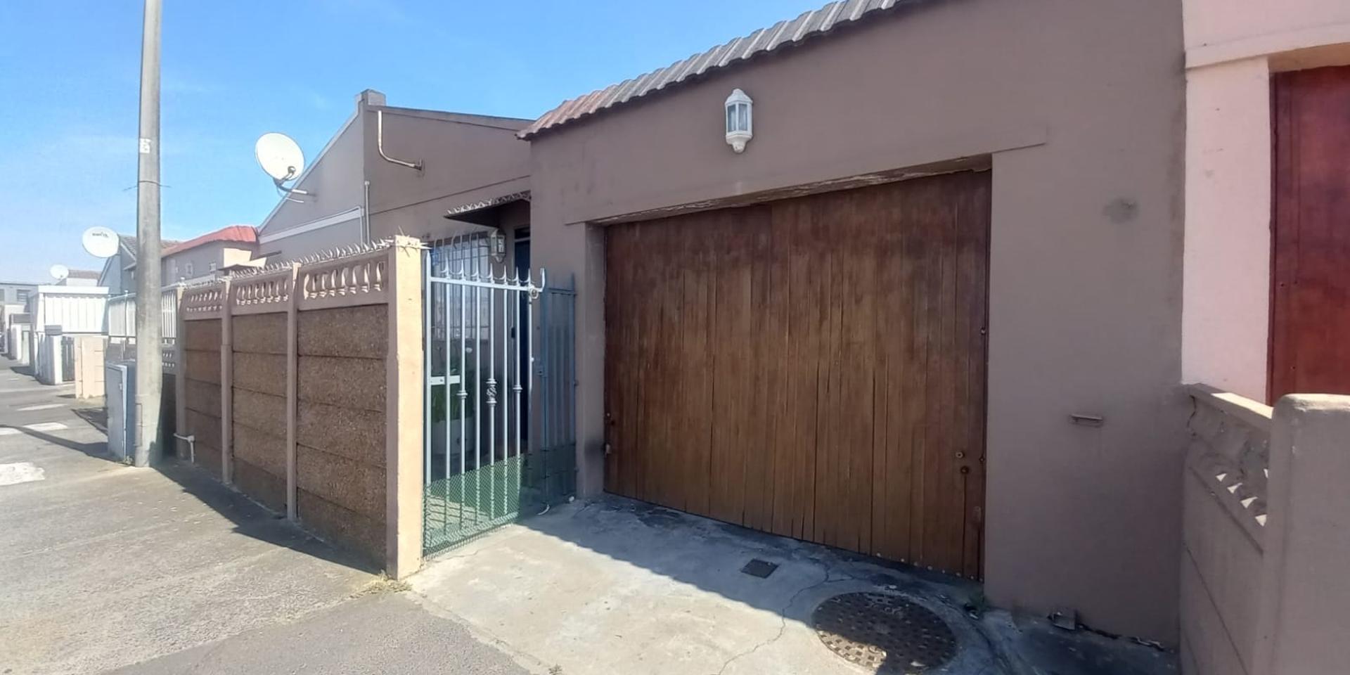 Image 2 of 6