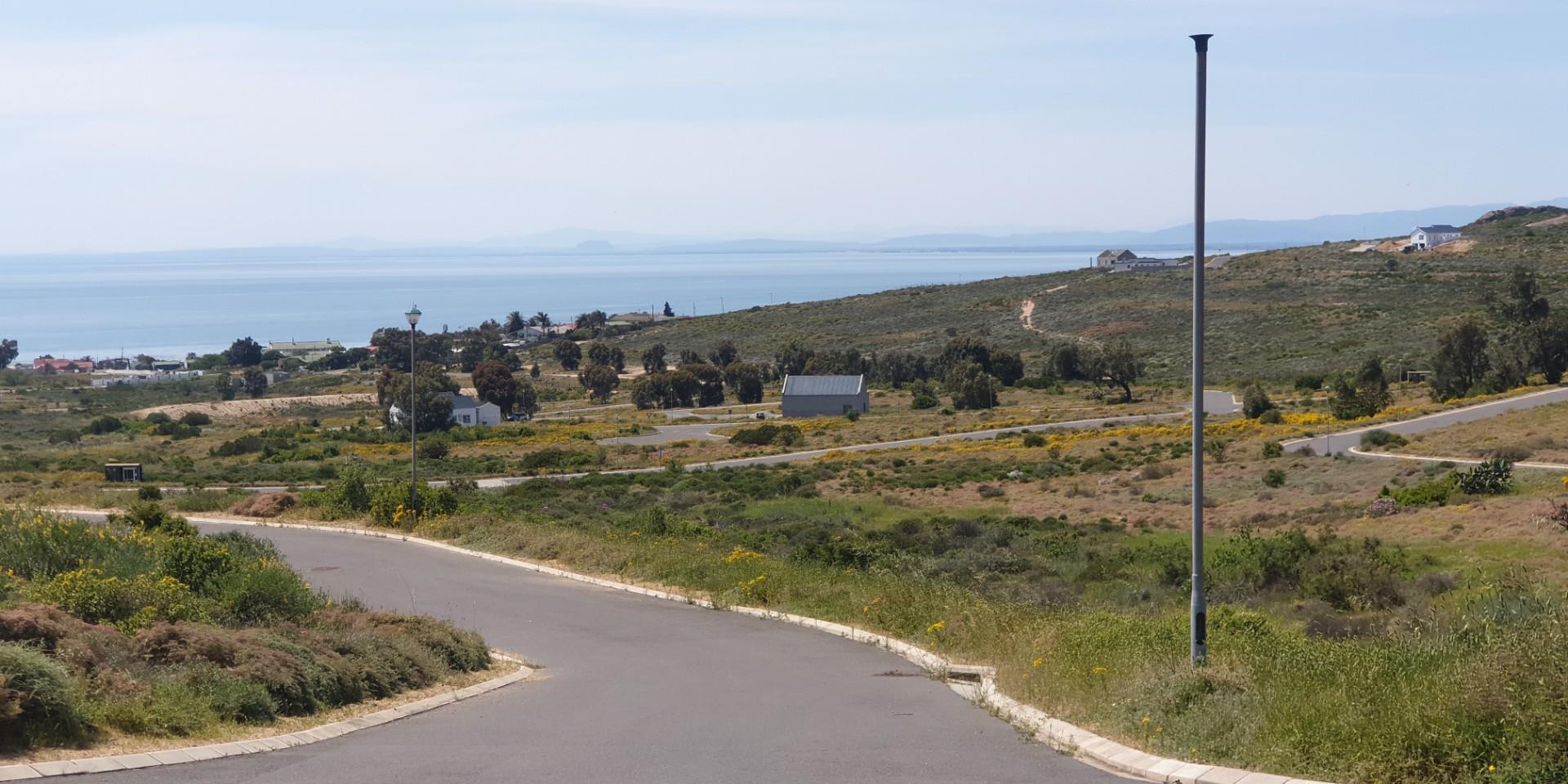 Image 4 of 6