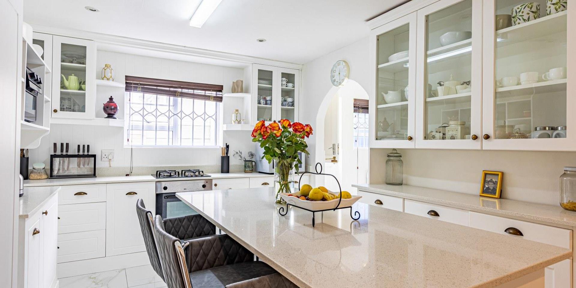 Image 5 of 6