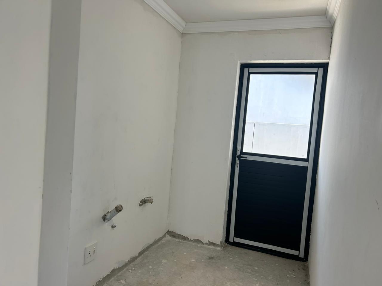 Image 5 of 6