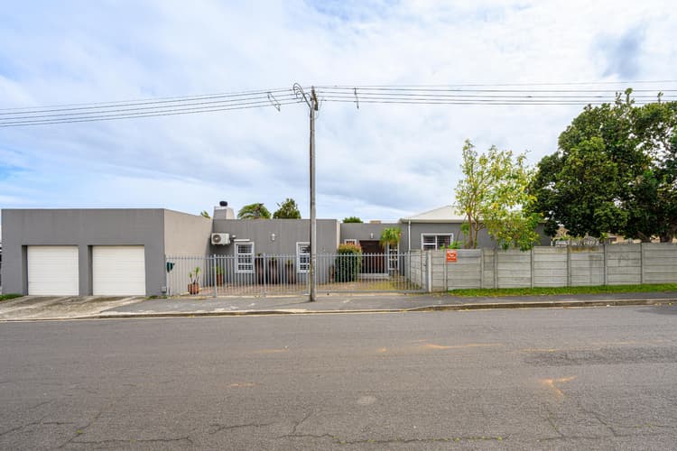 Main property image