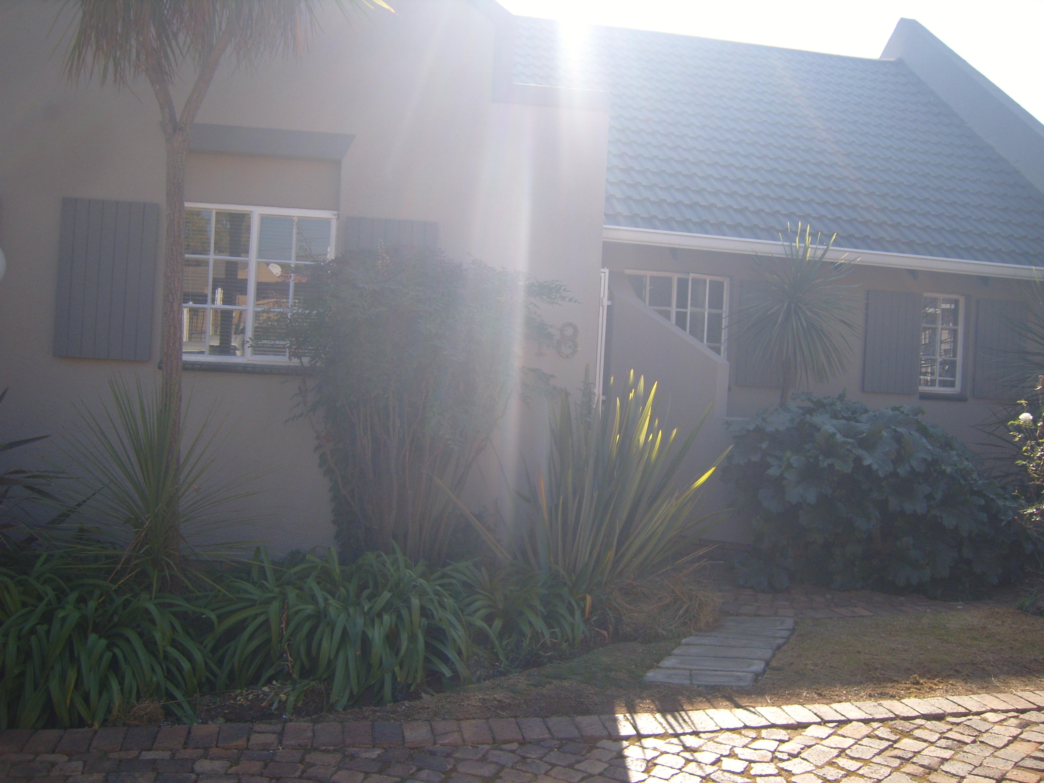Image 3 of 6
