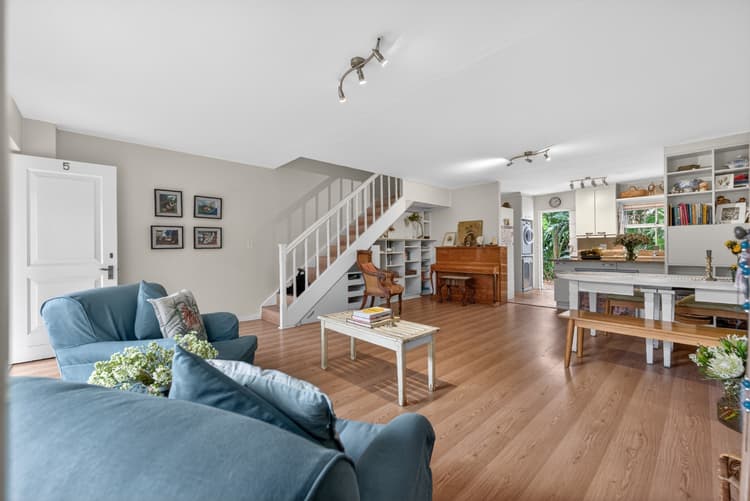 Main property image