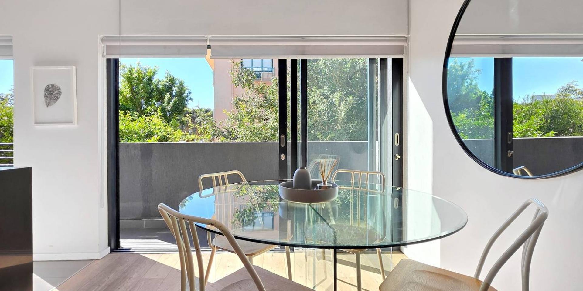 Image 3 of 6