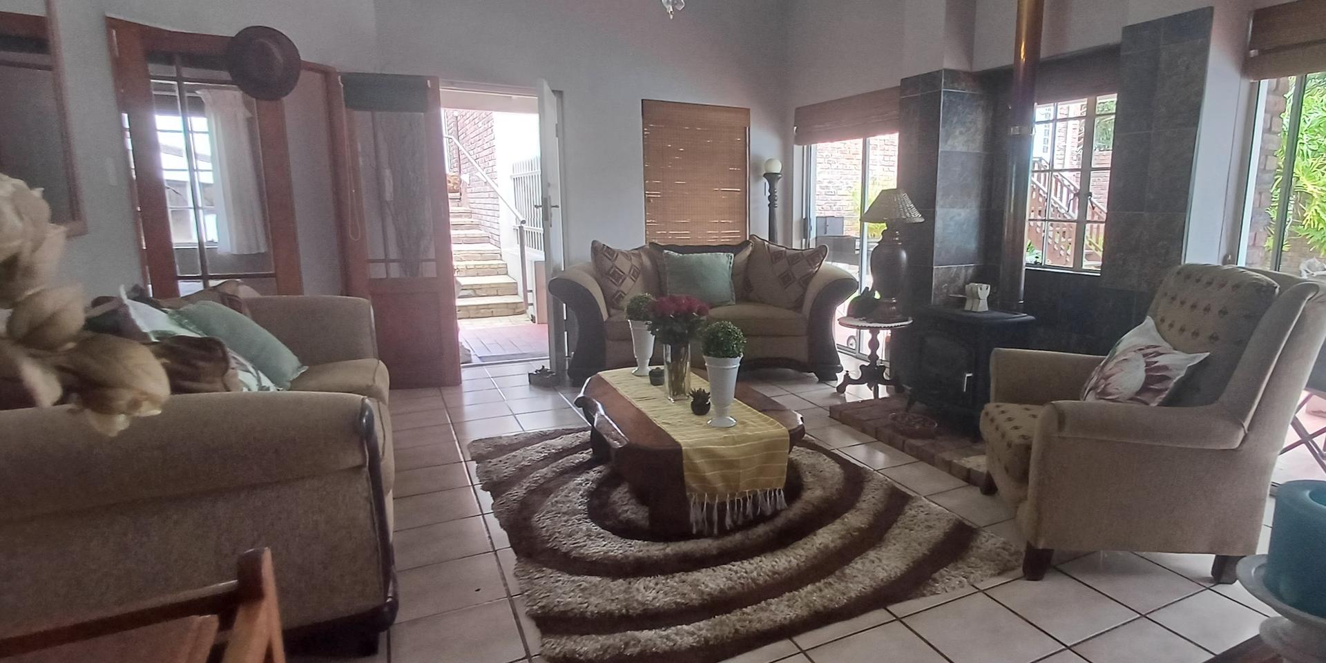 Image 4 of 6