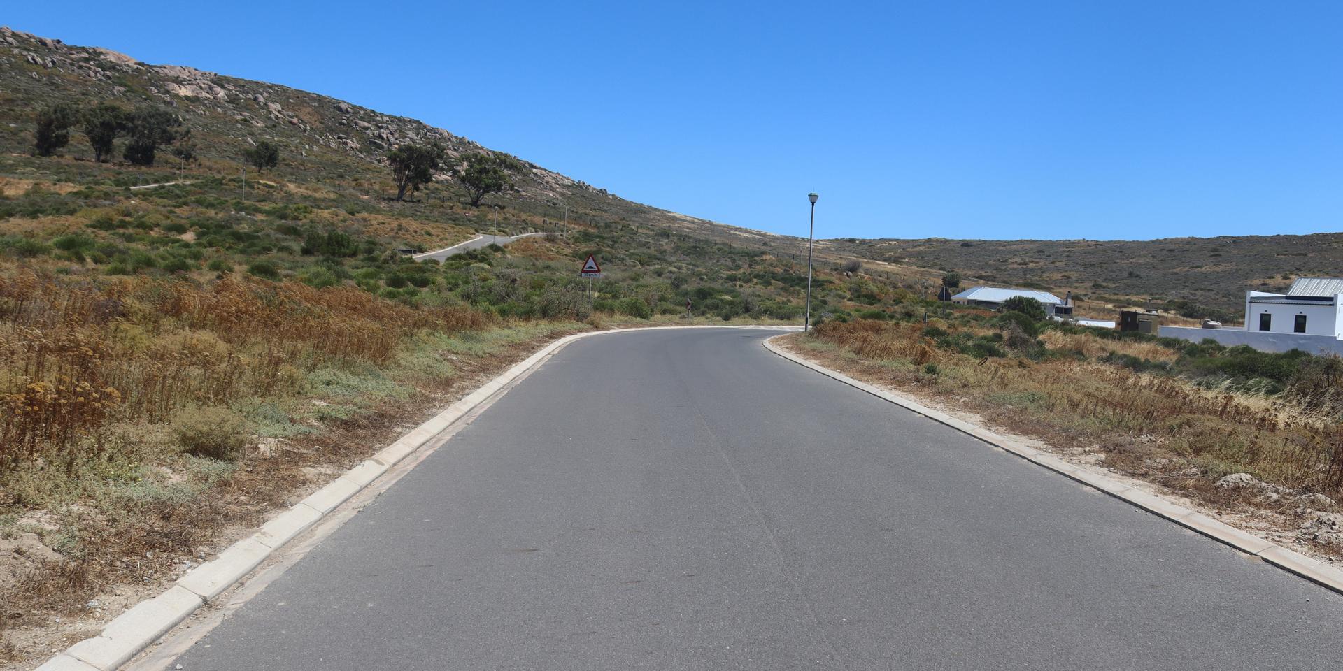 Image 4 of 6