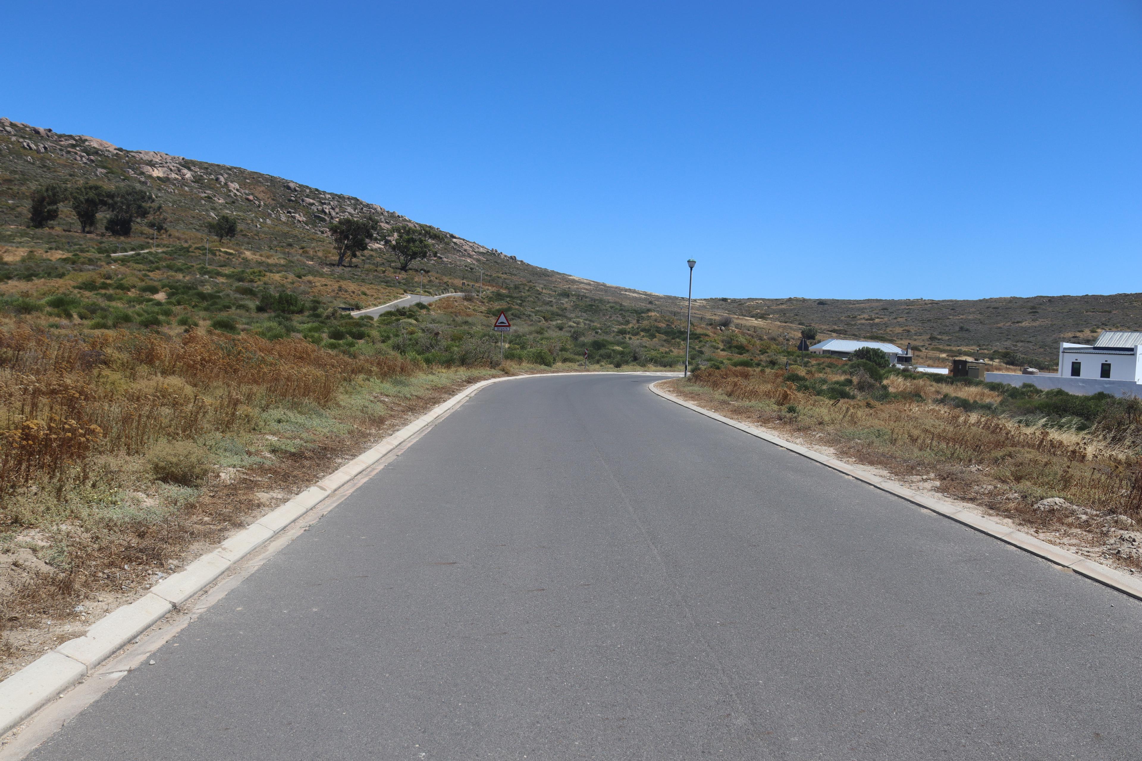 Image 4 of 6