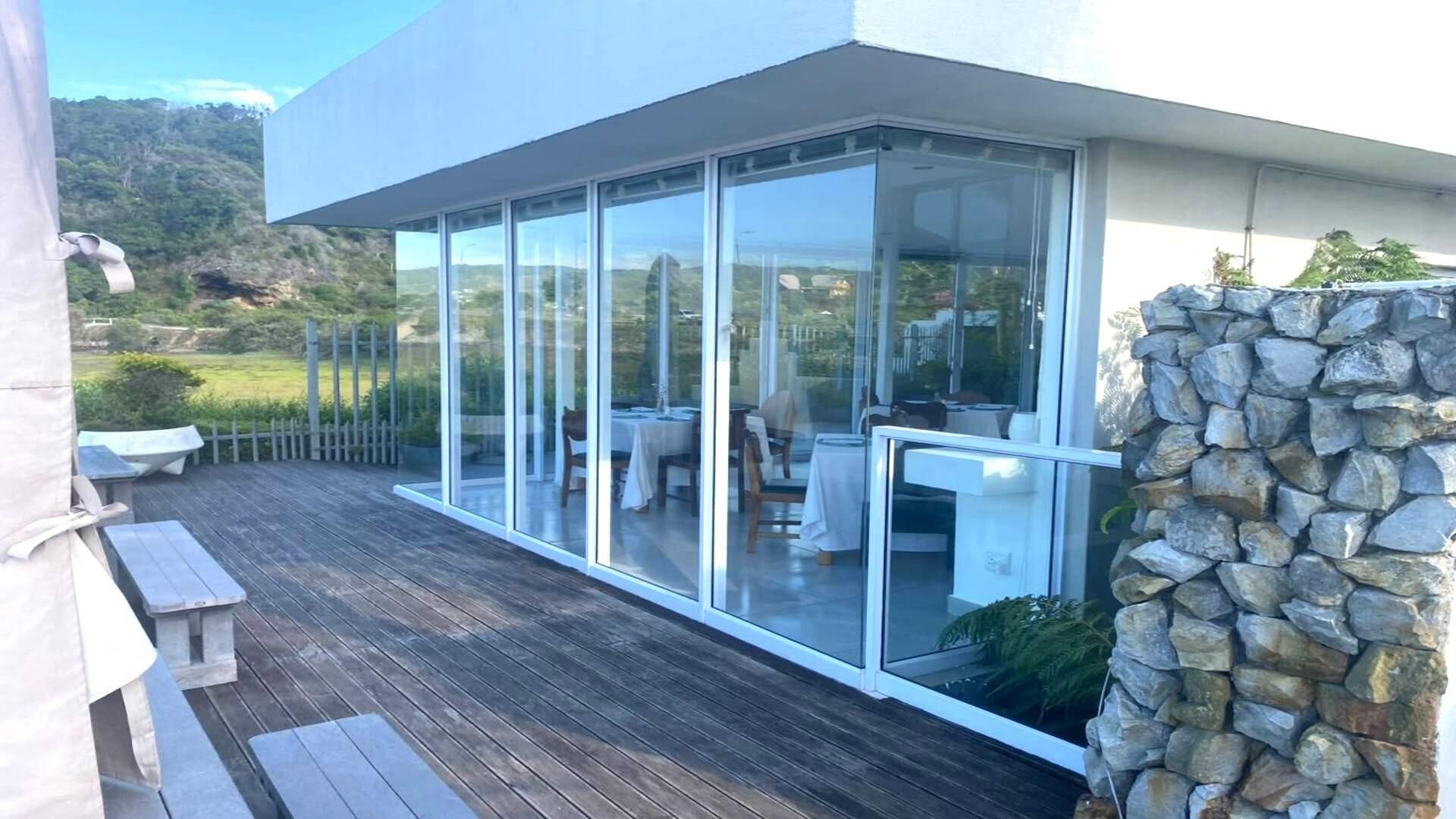Image 2 of 6