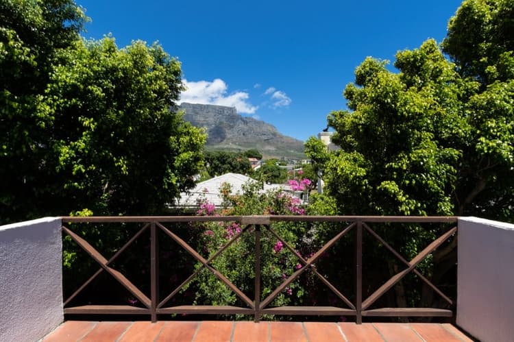 Main property image
