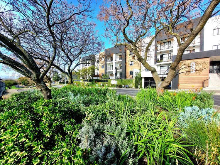 Main property image