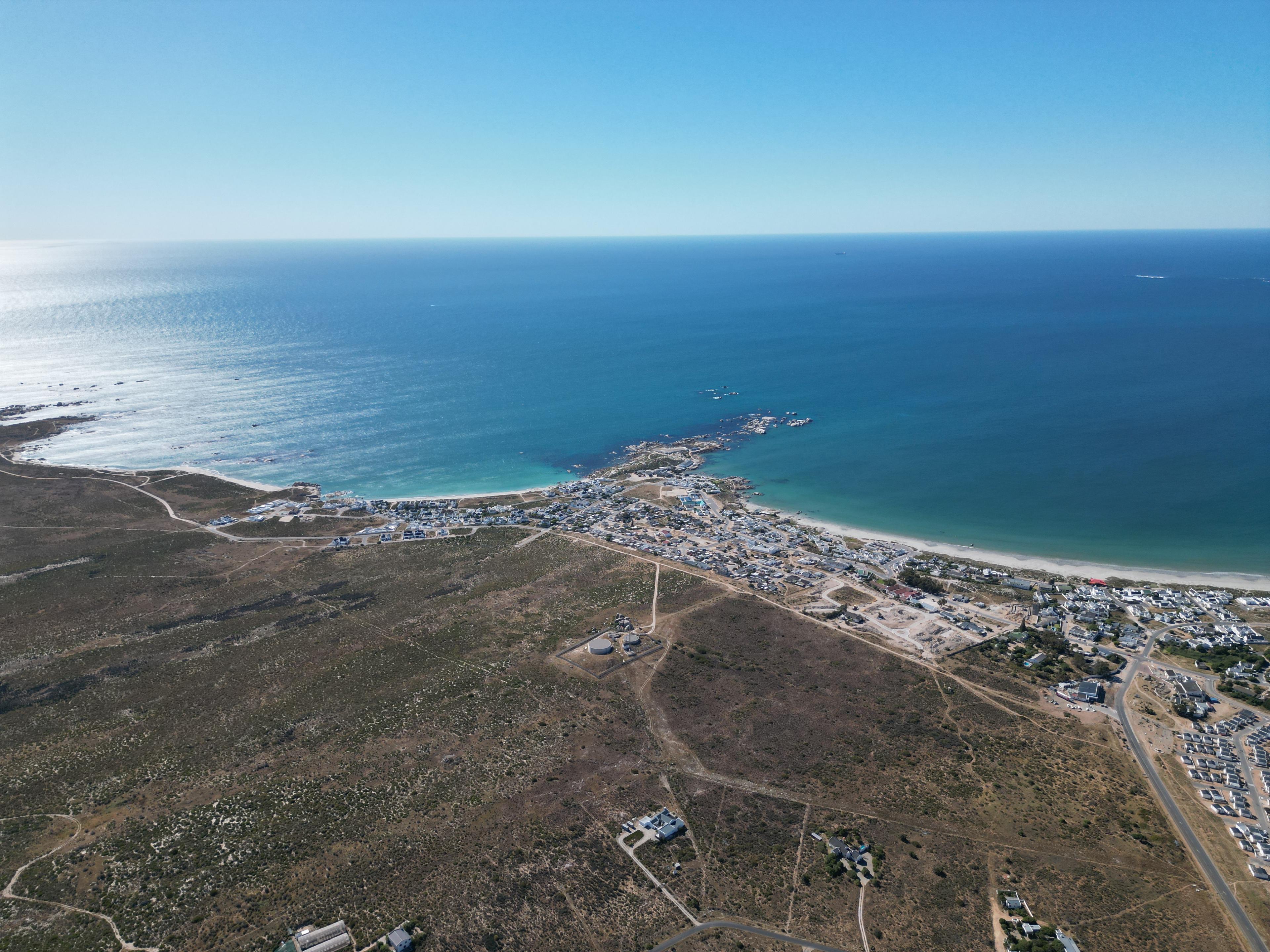 Image 4 of 6