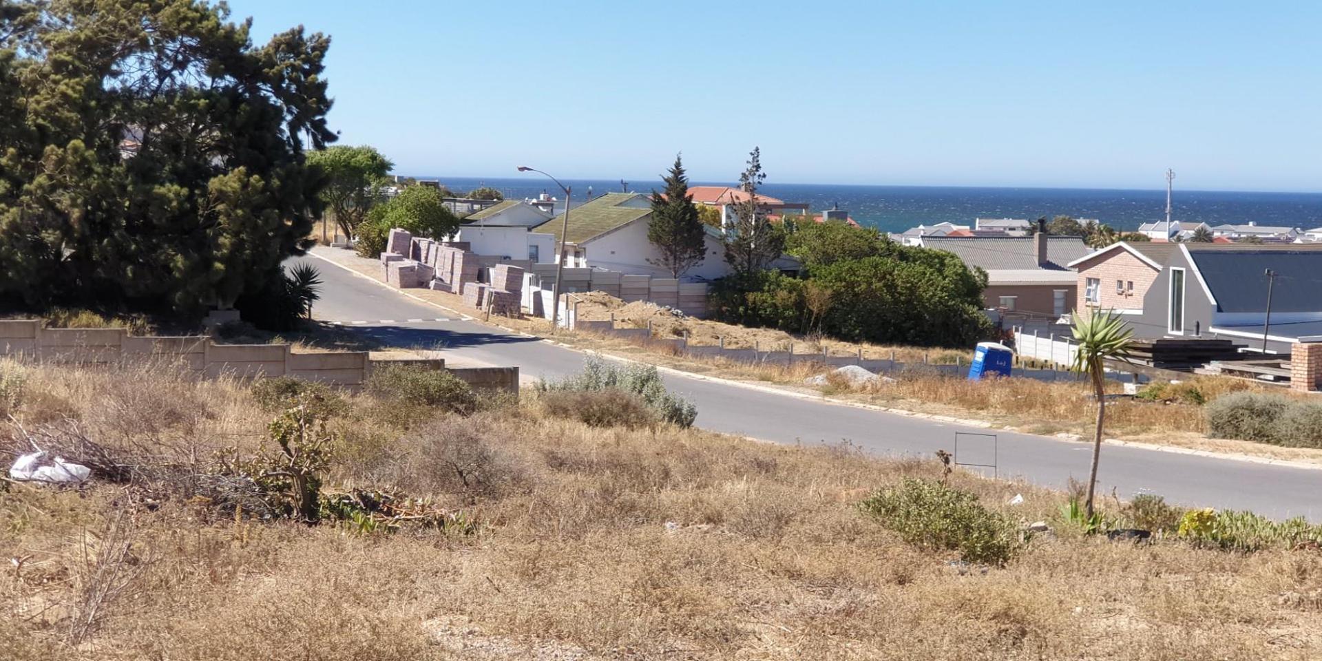 Image 4 of 6