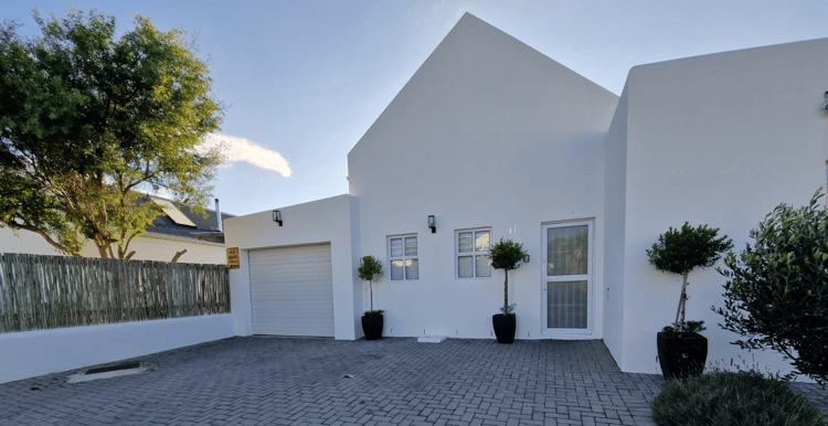 Main property image