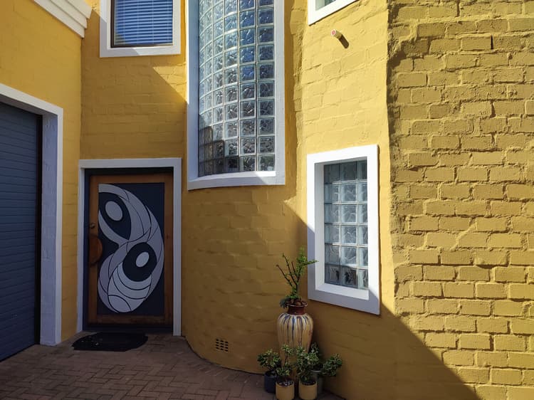 Main property image