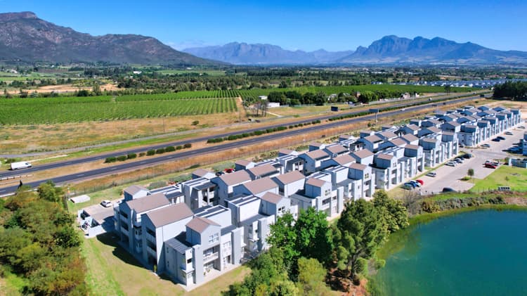 Main property image