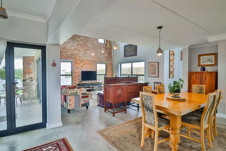 Main property image