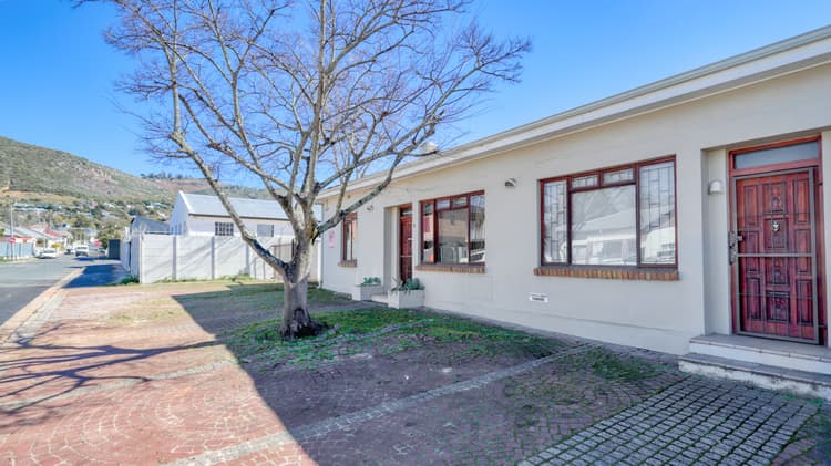 Main property image